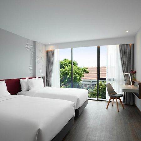 Centara Life Hotel Bangkok Phra Nakhon Exterior foto